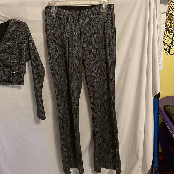 Paperoc Women’s Gray Silver Thread Dress Pants Midrift Blouse Size Large - Picture 9 of 16